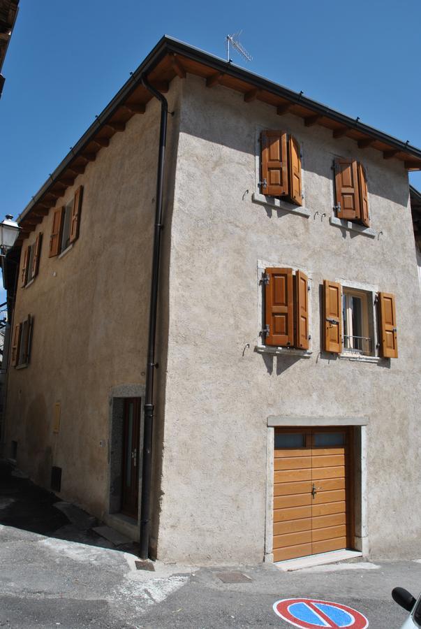 Вілла Casa Del Borgo Maria Luisa By Gardadomusmea Tremosine Екстер'єр фото